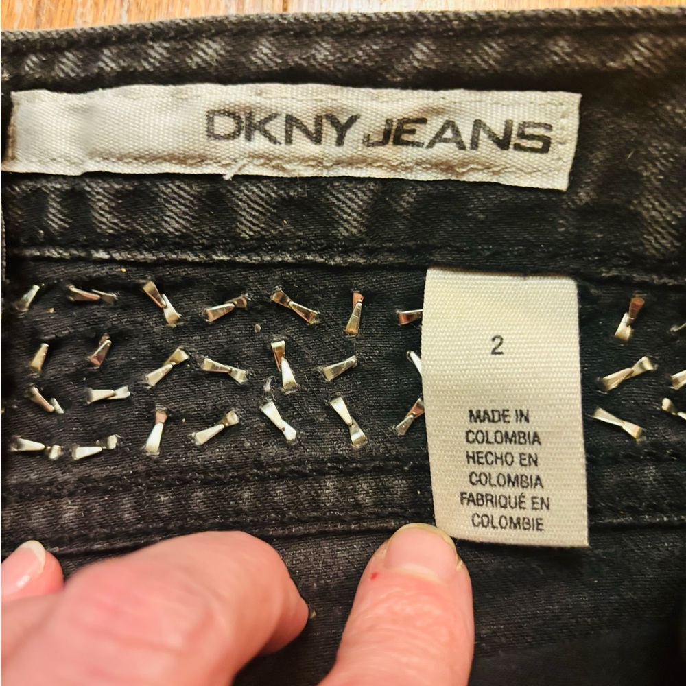 DKNY Vintage Black Distressed Denim Shorts with Studs EUC Size 2 - Picture 6 of 7